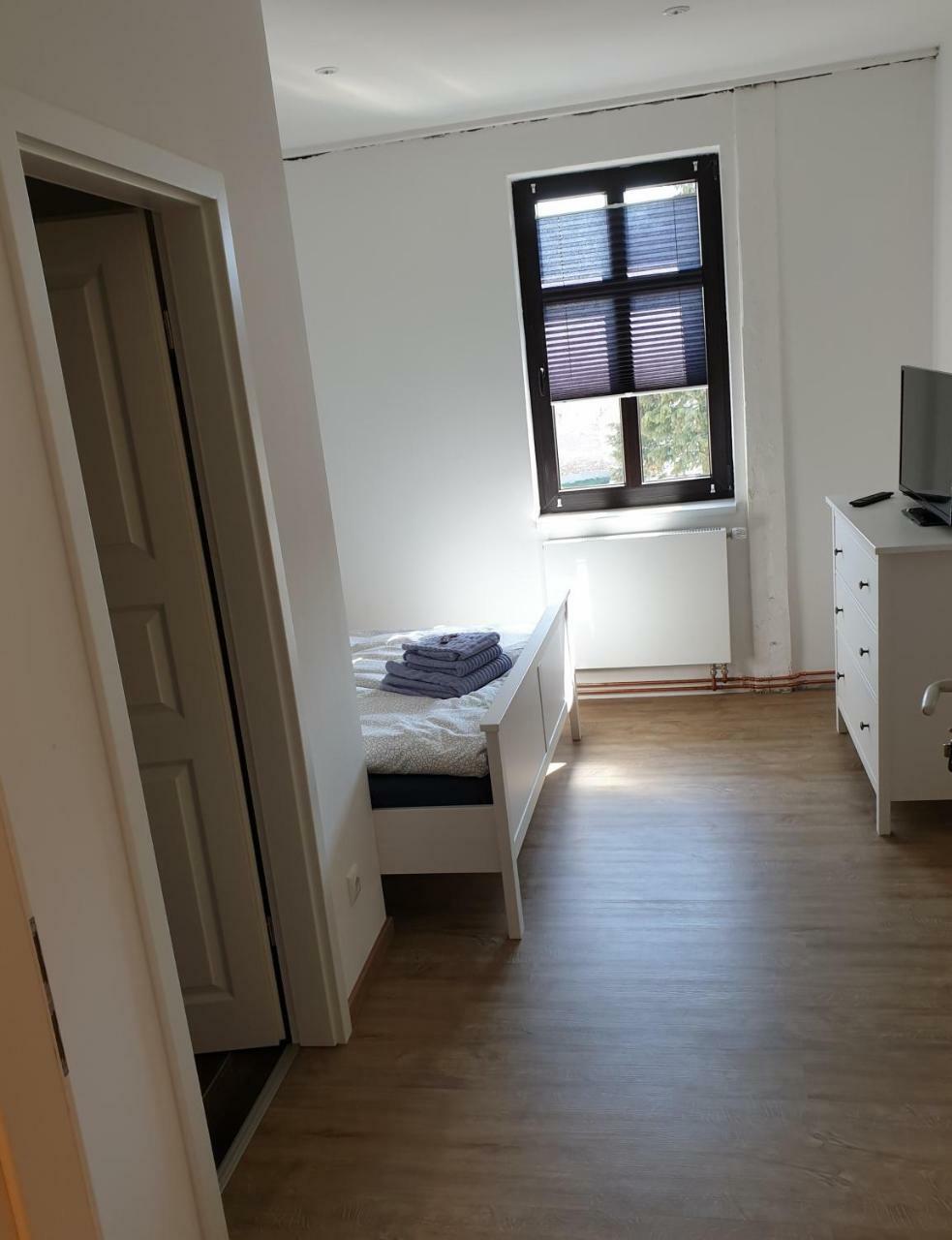 Turmklause Hotel Лукенвалде Екстериор снимка